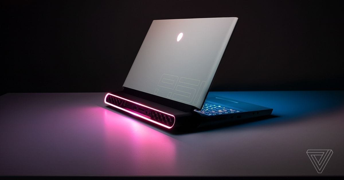 alienware-laptop-back
