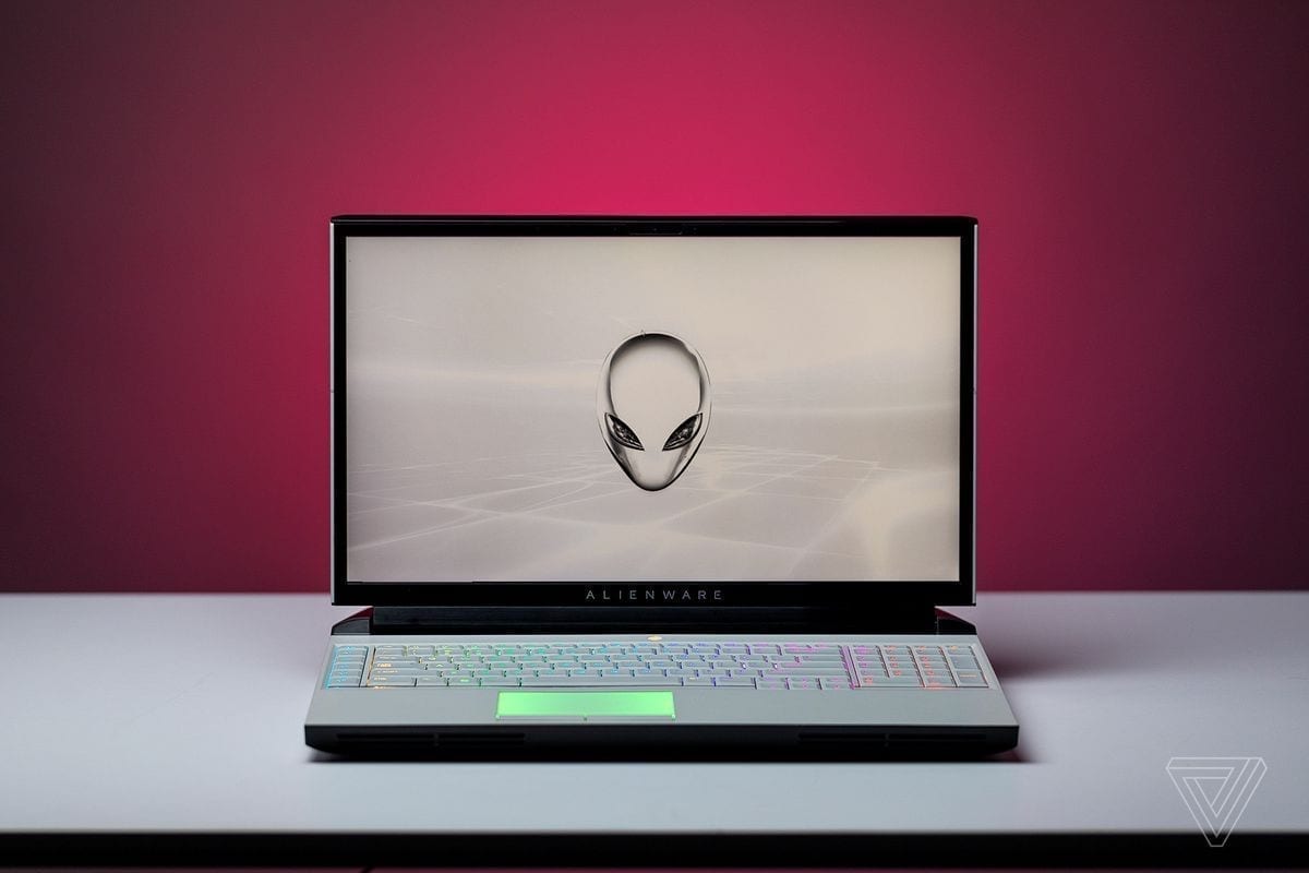 alienware-laptop-front