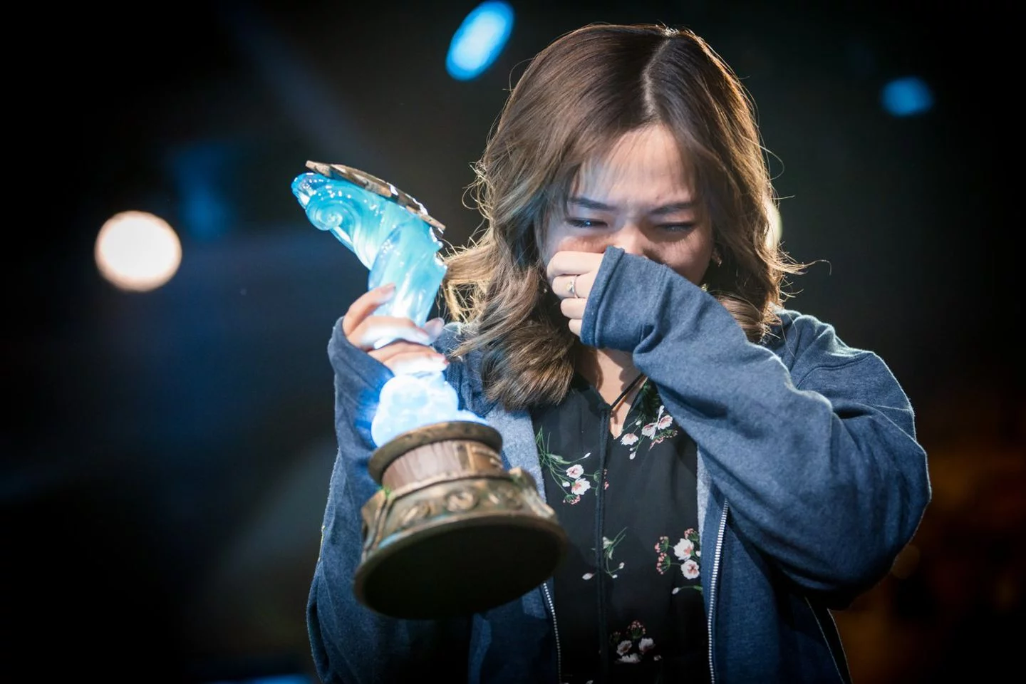 Xiaomeng ‘VKLiooon’ Li është femra e parë që fiton Hearthstone Grandmasters Global Finals