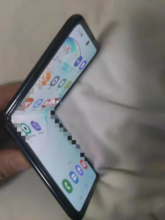 Galaxy-Fold-2-1