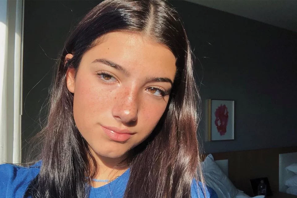 charli