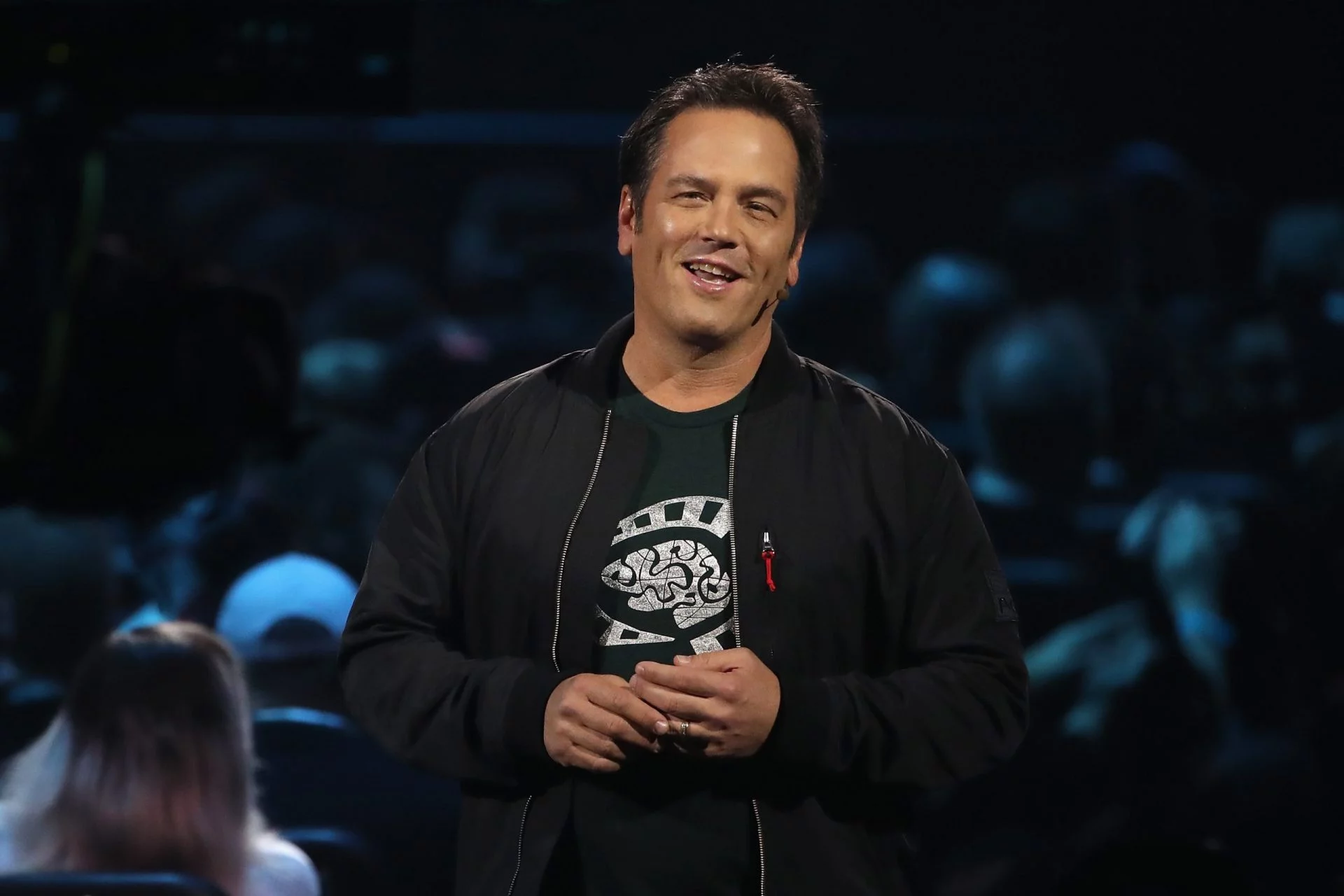 Phil Spencer i Xbox mbështet Epic Games kundër Apple