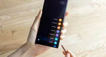 Zgjidhni një smartphone premium Samsung dhe merrni një orë inteligjente dhuratë