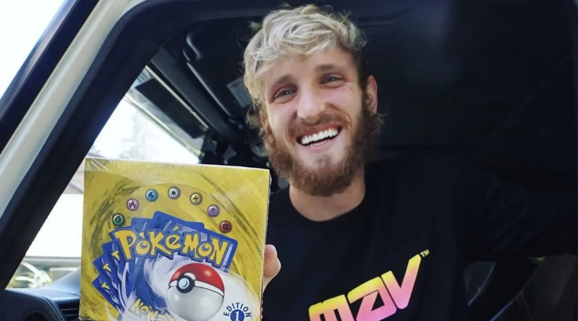 Logan Paul shpenzon mbi 200,000 dollarë në karta të rralla Pokemon