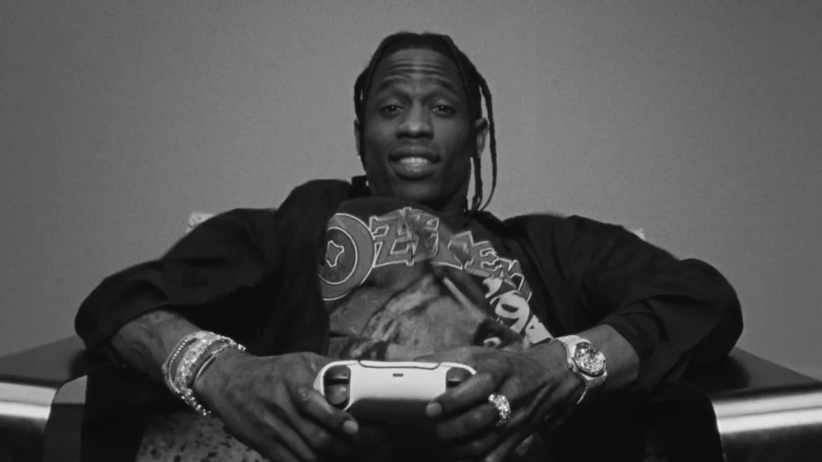 Travis Scott i bashkohet PlayStation si “partner krijues strategjik”