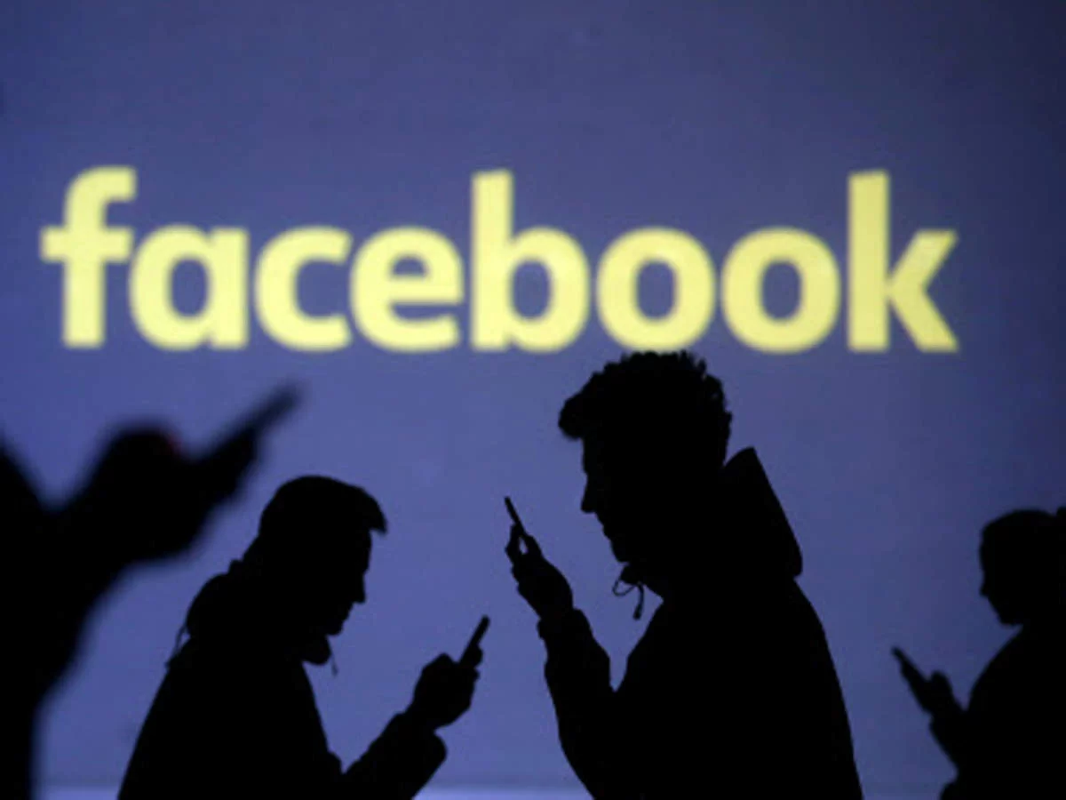 apple, iphone, facebook,