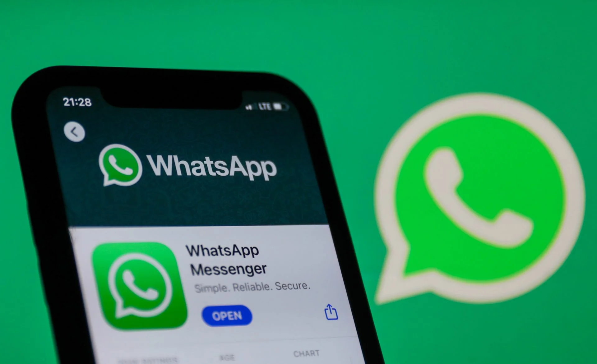 WhatsApp mund t’ju lejojë të editoni mesazhet pasi t’i dërgoni